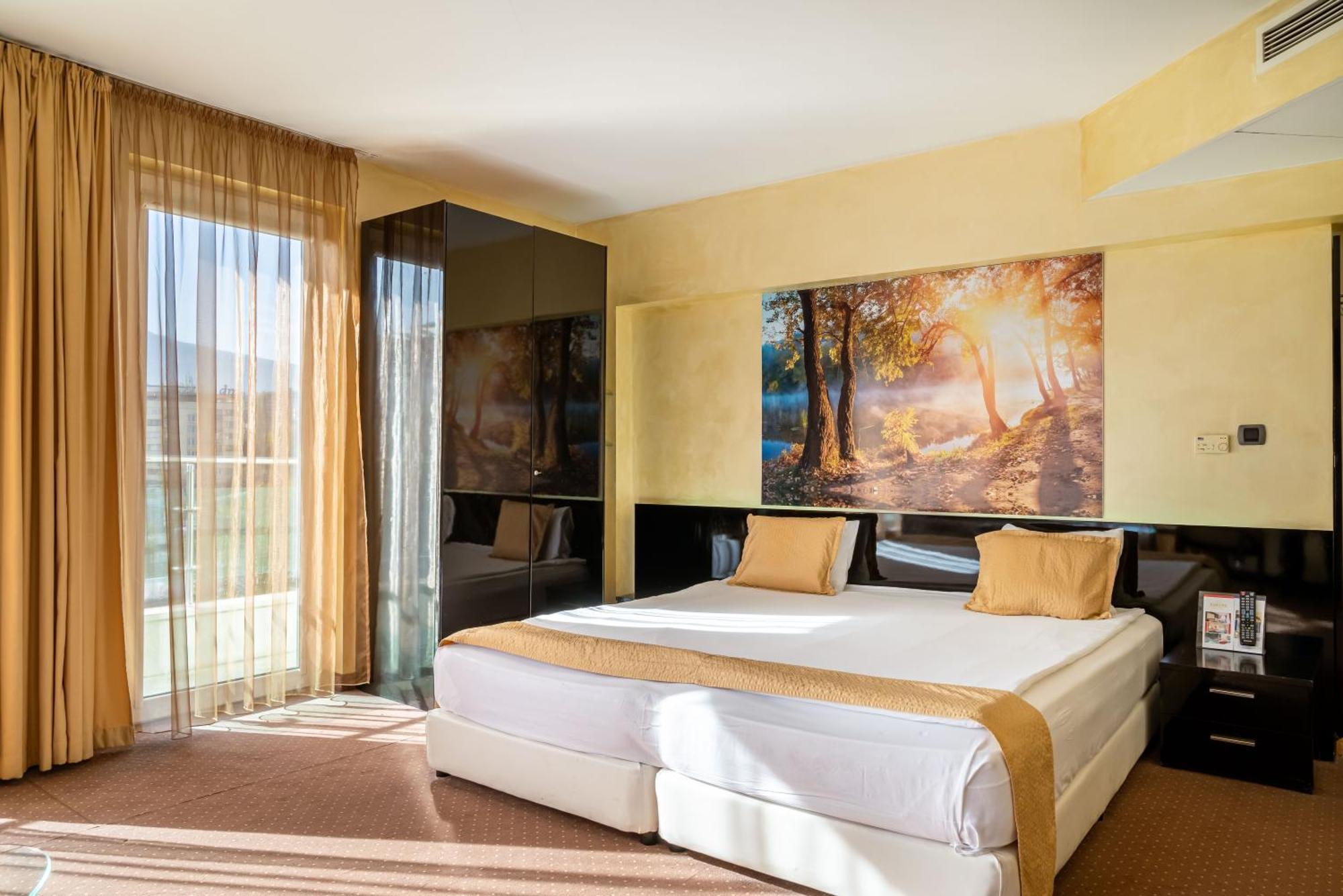 Europe Hotel Sofia Buitenkant foto