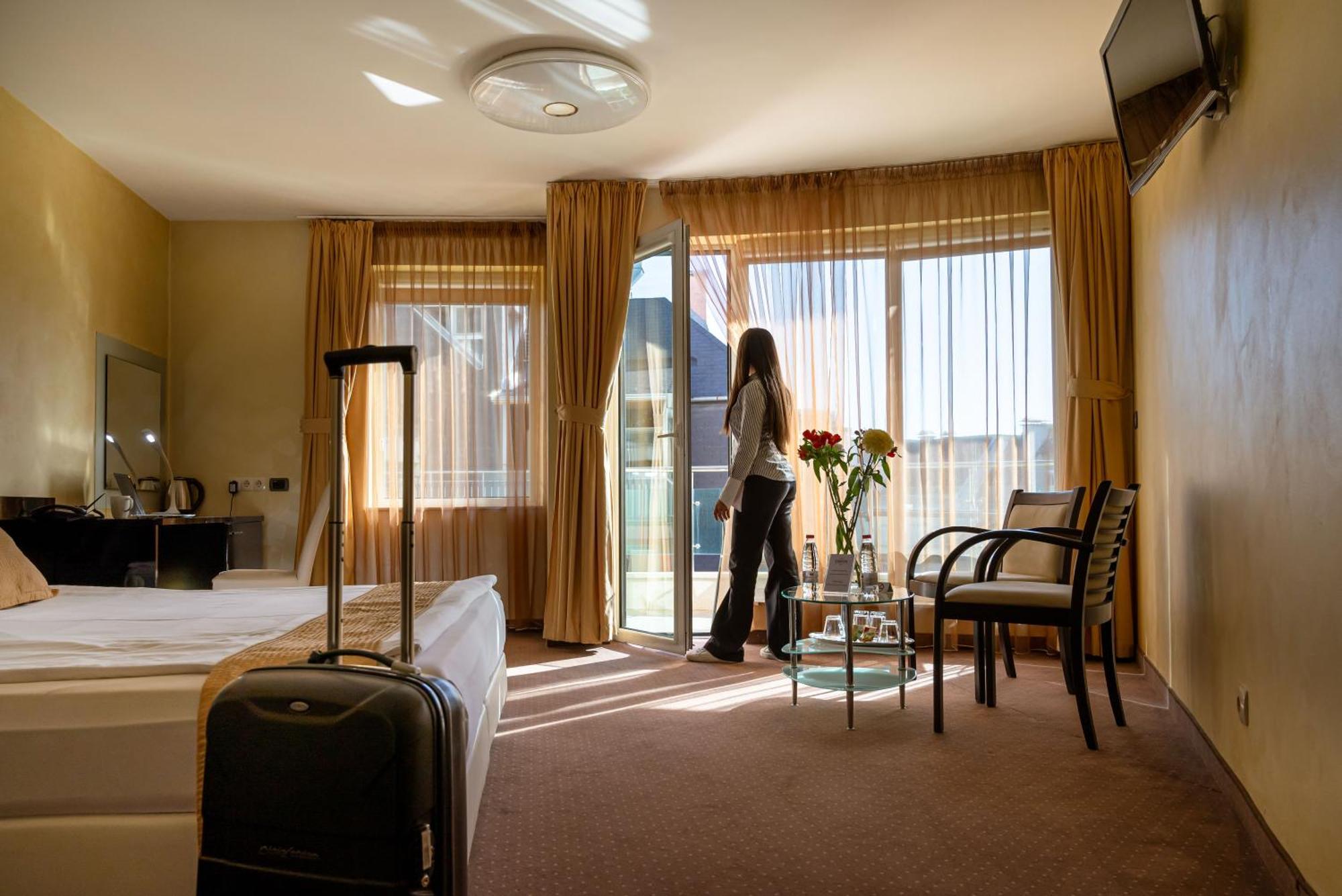 Europe Hotel Sofia Buitenkant foto
